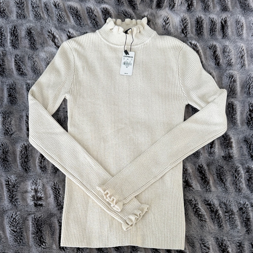 NWT Express Rib-knit Cream & Gold Ruffled Turtleneck